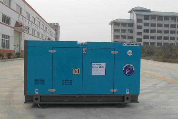 清原发电机租赁如何正确安装空气滤清器？