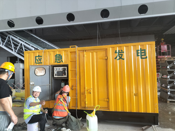 清原怎样判断空气滤清器是否需要更换？